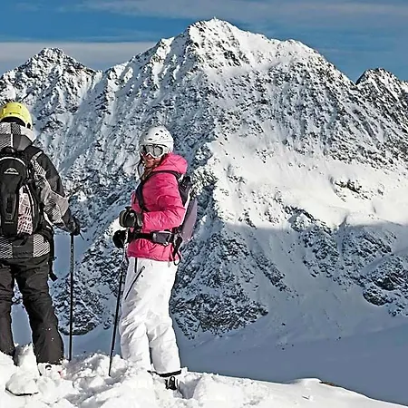 In Tyrol With Valley Nearby فندق فينس