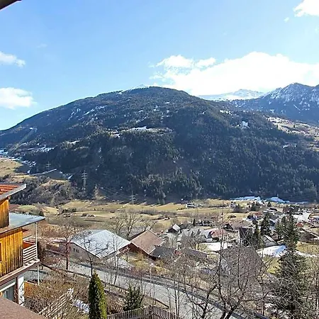 In Tyrol With Valley Nearby 2*